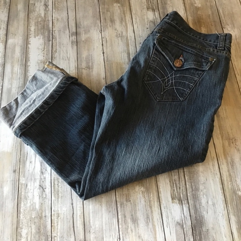 Boho DAISY FUENTES Jeans Cuffed Capris Blue Denim Embroidered Size 8
